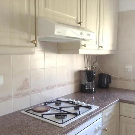 Apartment With 2 Bedrooms In Portimao With Wonderful City View Shared Pool Balcony 7 Km From The Beach דירה פורטימאו