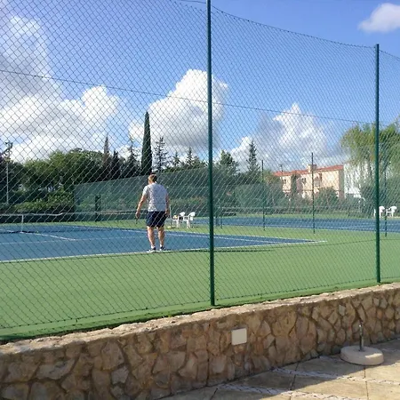 Apartment With 2 Bedrooms In Portimao With Wonderful City View Shared Pool Balcony 7 Km From The Beach * פורטימאו